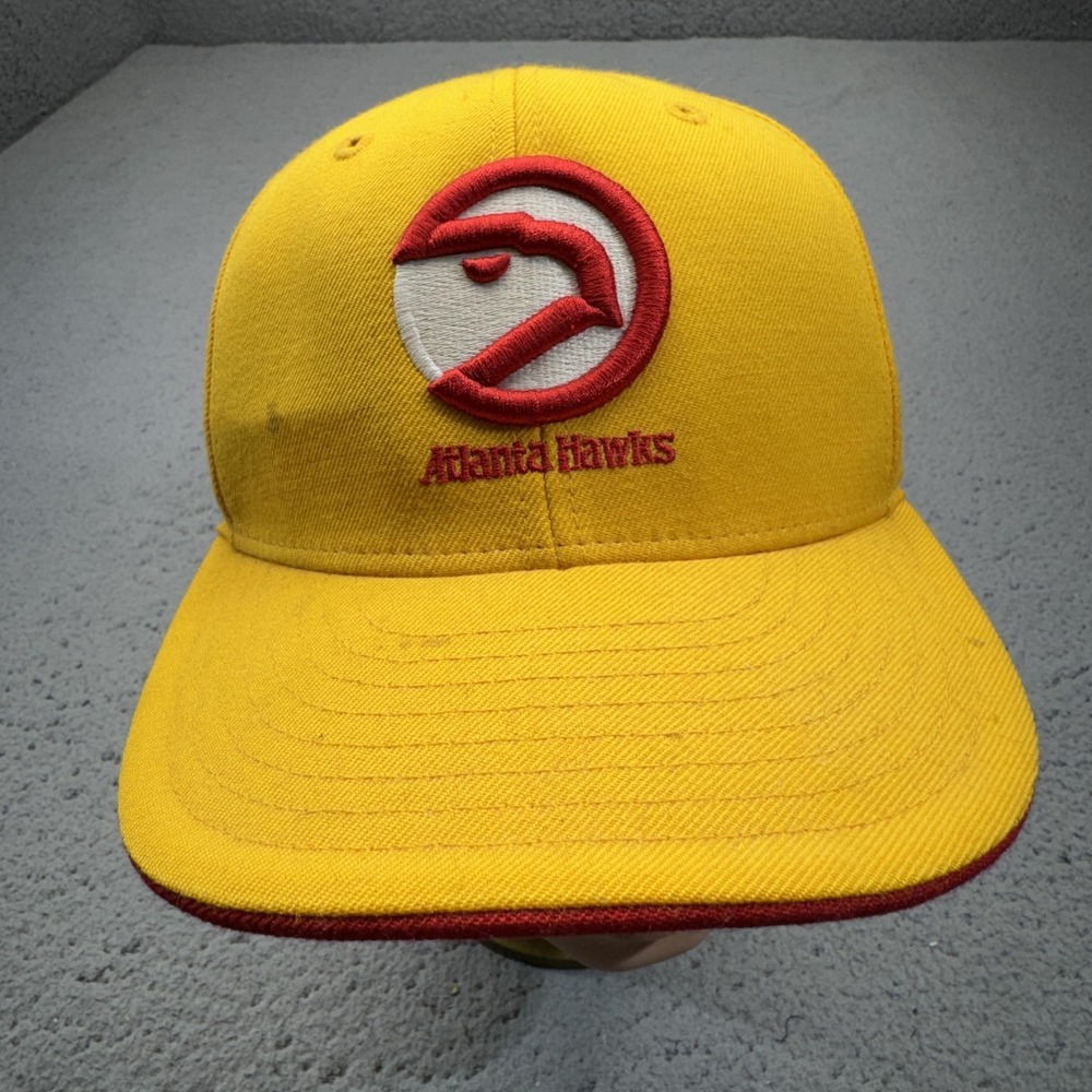 Atlanta Hawks Hat Cap Fitted 7 5/8 Yellow Red Hardwood‎ Classics NBA Wilkins